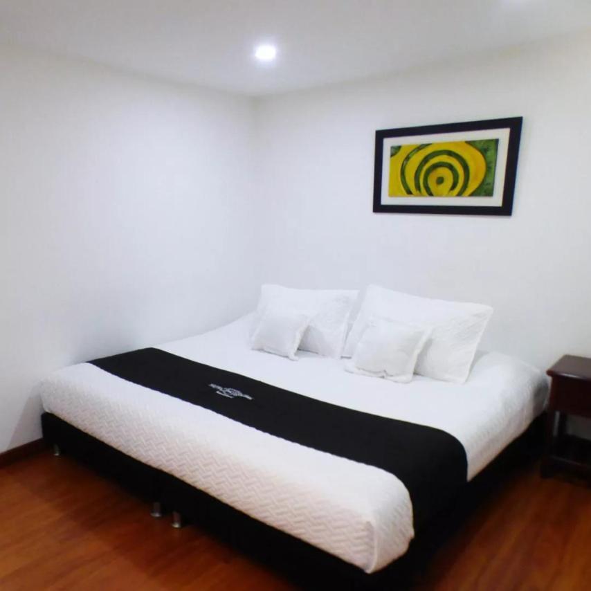 Hotel Colonial Internacional Bogota Exterior photo