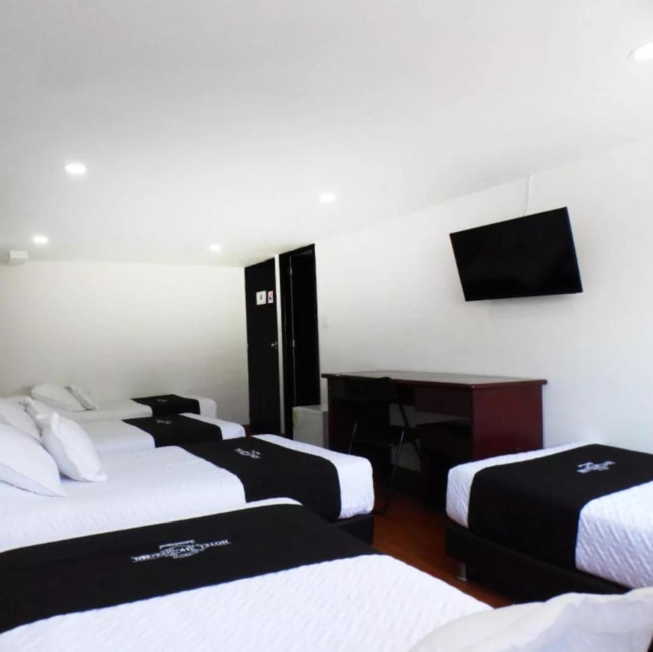 Hotel Colonial Internacional Bogota Exterior photo